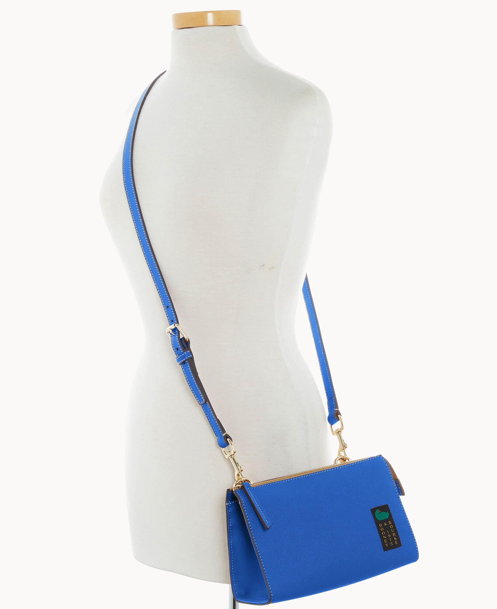 B2563G_AJFBAJFB_ALT4